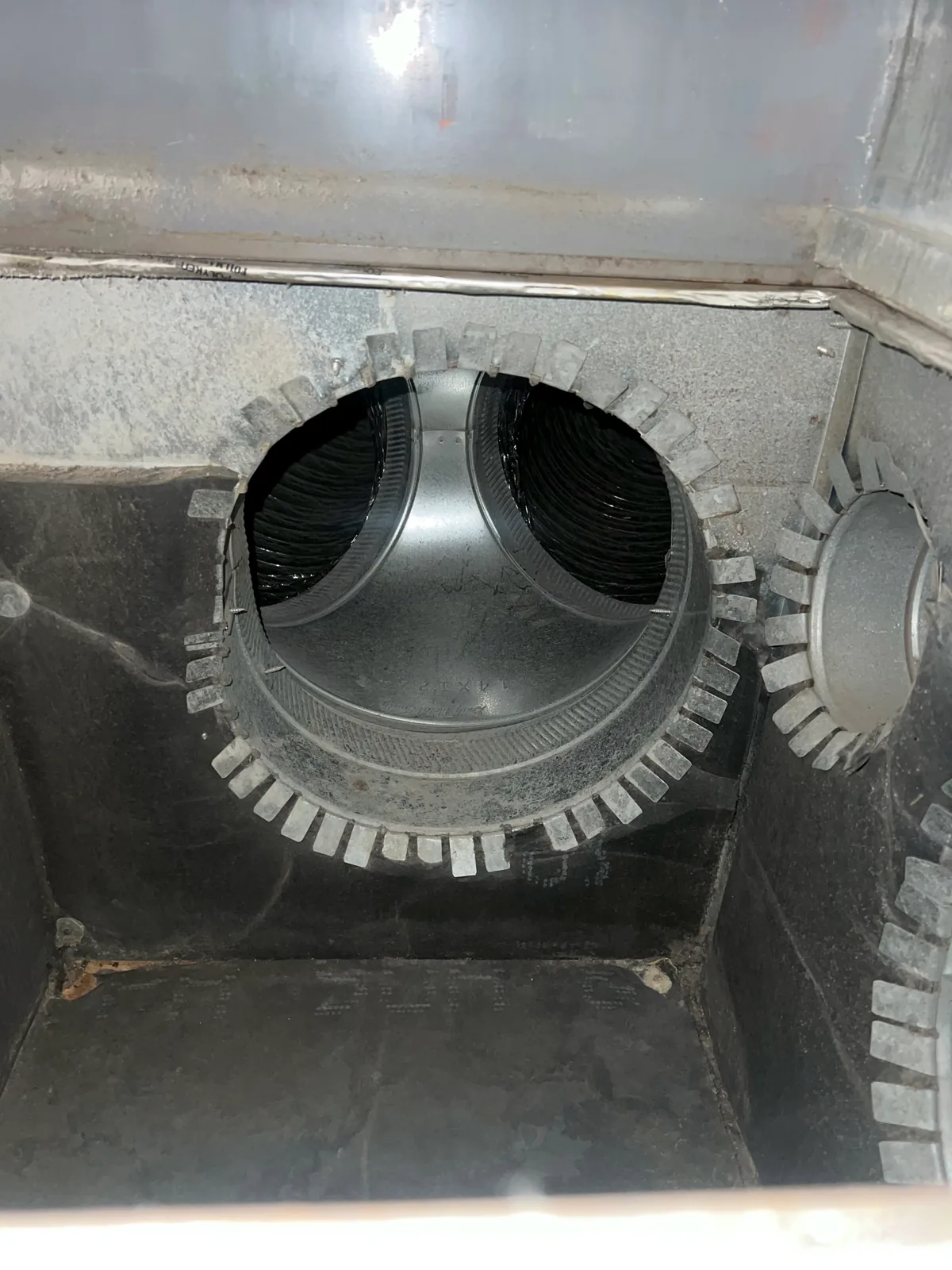 Before: dirty duct collar