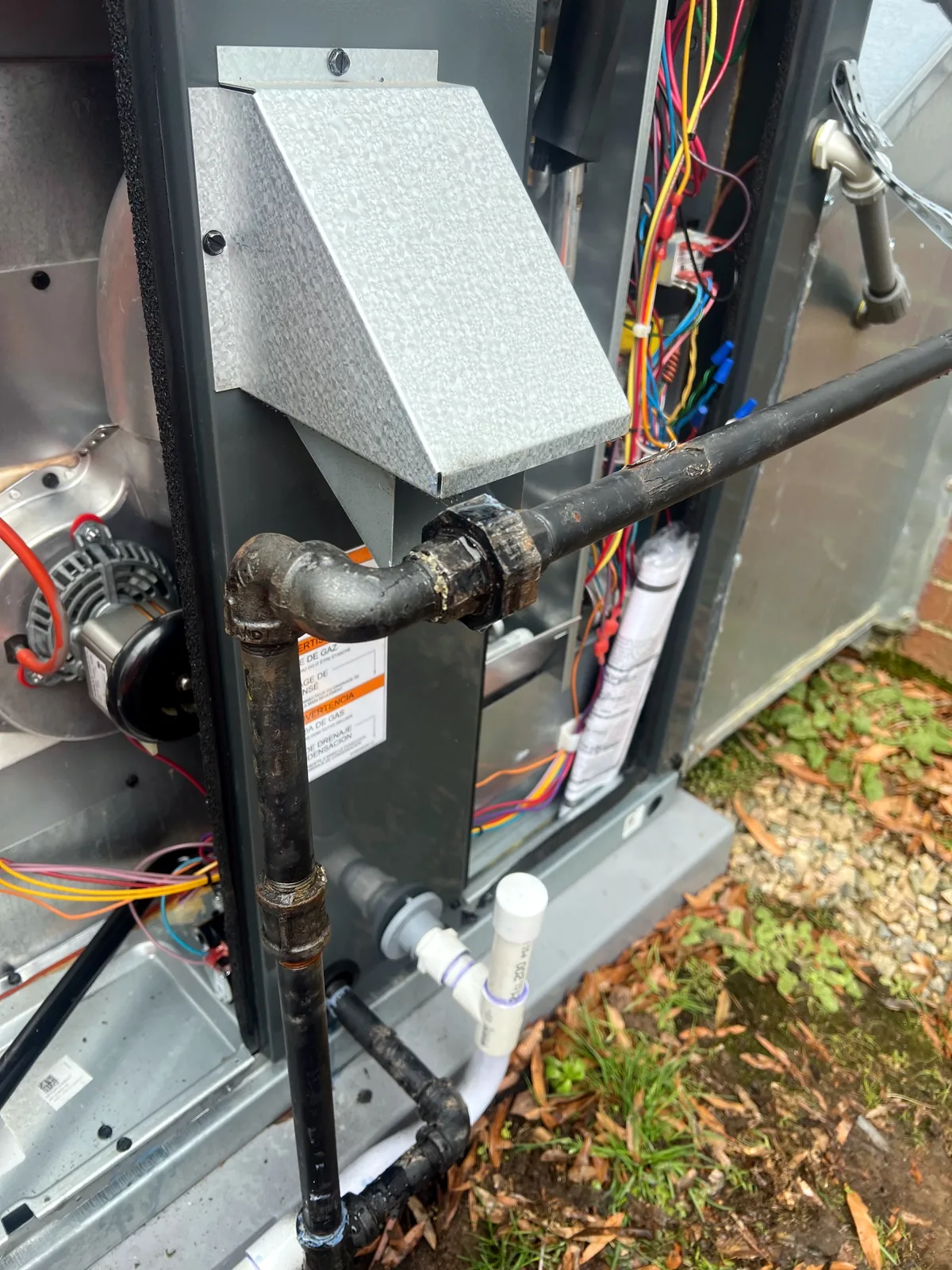 Package unit and gas piping inspection